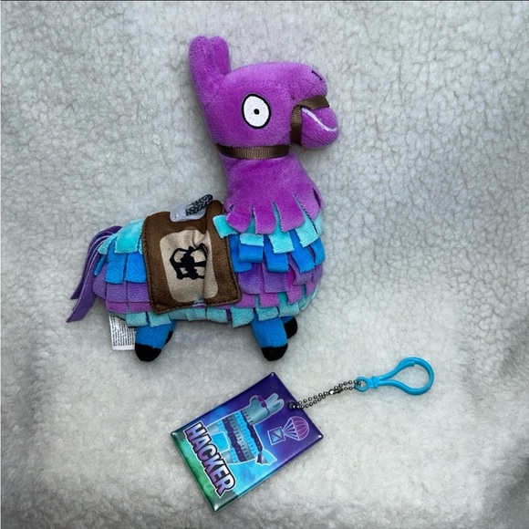 Fortnite Llama plush 8" Epic Games 2018 & plastic keychain clip 3" - Picture 1 of 9